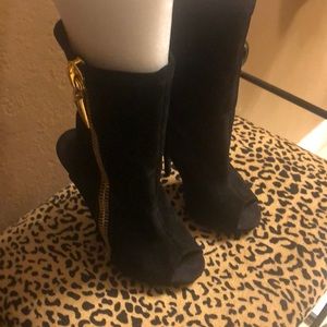 Giuseppe Zanotti Peep toe booties